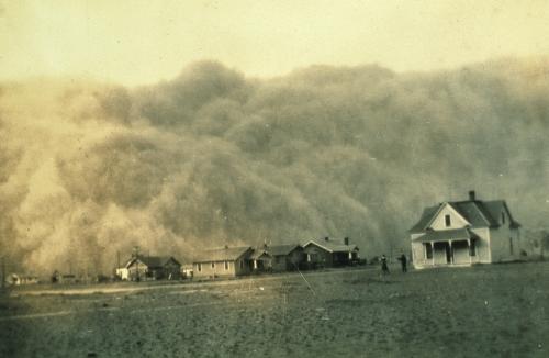NOAA George E. Marsh Album, theb1365, Historic C&amp;GS Collection / Public domain  https://commons.wikimedia.org/wiki/File:Dust_Storm_Texas_1935.jpg